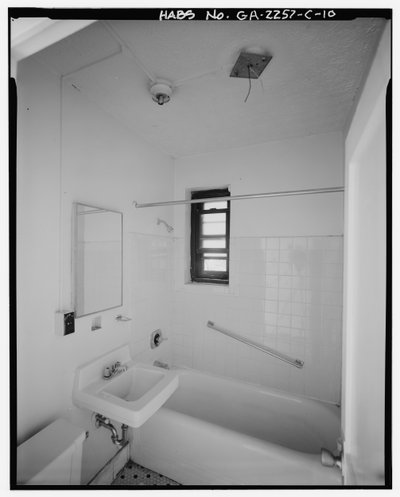 Techwood Homes, Building No. 1, 575-579 Techwood Drive, Atlanta, Fulton County, GA (s/h-billede) af American Photographer