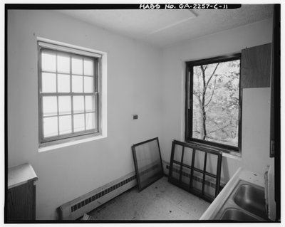 Techwood Homes, Building No. 1, 575-579 Techwood Drive, Atlanta, Fulton County, GA (s/h-billede) af American Photographer