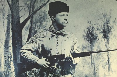 Theodore Roosevelt i jagtdragt, ca. 1885 (s/h-foto) af American Photographer