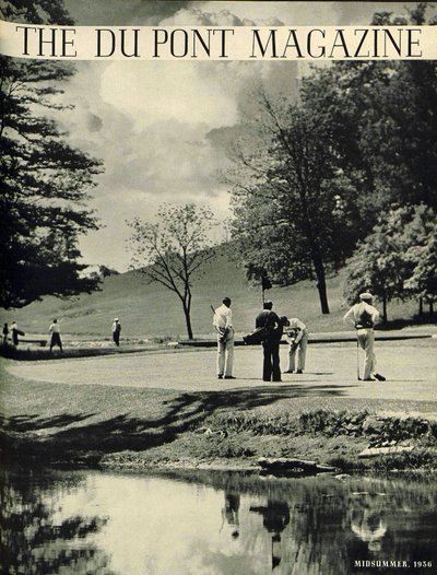 Golfspillere, forside af DuPont Magazine, juli-august 1936 af American School