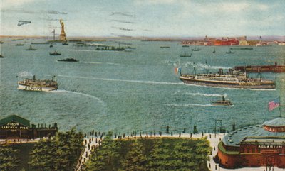 New York Harbor fra batteriet, der viser Frihedsgudinden og Ellis Island, ca. 1910 af American School
