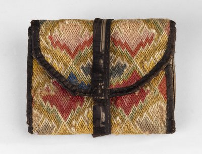 Lommebog, ca. 1750-1800 (uld, hør, silke og buckram) af American School