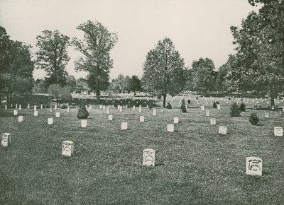 Soldatergrave, Arlington Heights (fotogravure) af American School