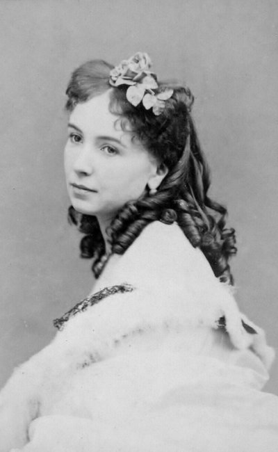 Cora Pearl (A05) af Andre Adolphe Eugene Disderi