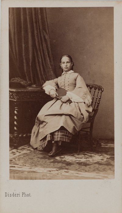 Portræt af prinsesse Eugenia Maximilianovna af Leuchtenberg 1845-1925, ca 1865. af Andre Adolphe Eugene Disderi