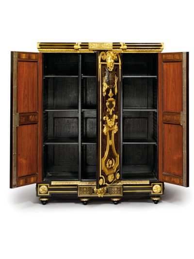 Louis XIV petit armoise, ca. 1700-10 (ormolu, messing, skildpaddeskal, ibenholt og marquetry) af Andre Charles (attr. to) Boulle