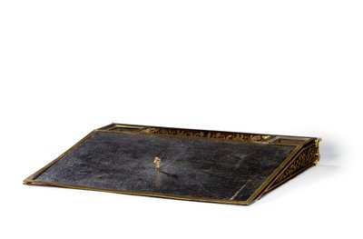 Regence ecritoire, ca. 1715-20 (messing indlagt skildpadde og ibenholt) af Andre Charles (attr. to) Boulle