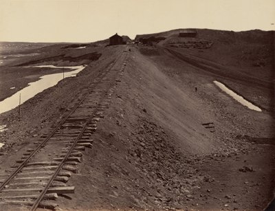 Billede 2. Granitkanon, fra vandtanken, 1869 (foto) af Andrew Joseph Russell