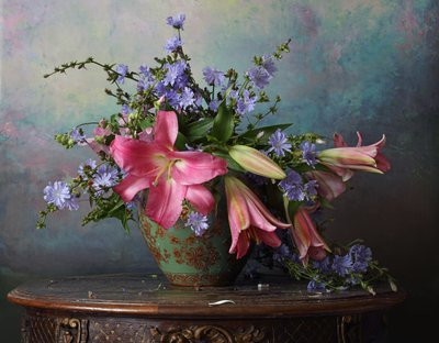 Stilleben med blomster af Andrey Morozov