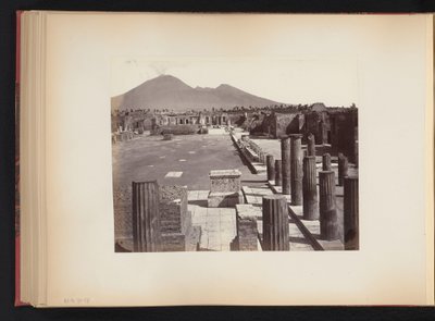 Udsigt over Piazza del Foro i Pompeji, Italien af Anonymous