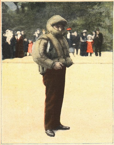Luftfart: Luftdragt designet til at beskytte flyvere mod at falde. Indgravering i "" Le petit parisien"" den 16/10/1910. Privat samling. af Anonymous Anonymous