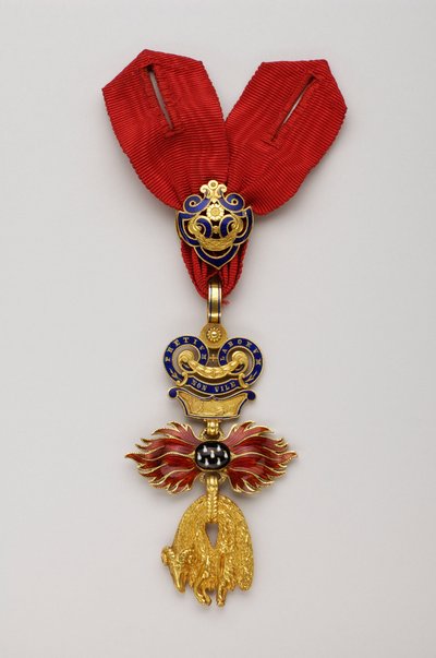 Det gyldne skindorden: Østrigsk guldskind - Formindsket emblem - 1850-1900 - Guld og emaljer - H: 7,6 cm; B: 4,5 cm; Vægt: 42 g - Privat samling af Anonymous Anonymous