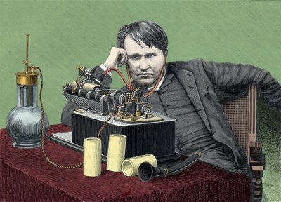 Portræt af Thomas Edison (1847-1931), amerikansk fysiker, med sin fonograf. Indgravering omkring 1900. af Anonymous Anonymous