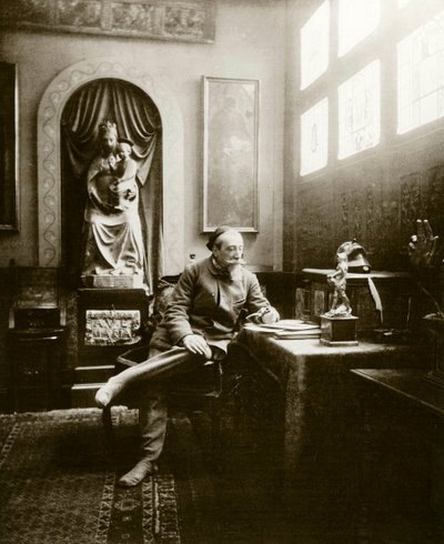 Portræt af den franske forfatter Anatole France (1844-1924) i 1904 på hans kontor. Privat samling af Anonymous Anonymous