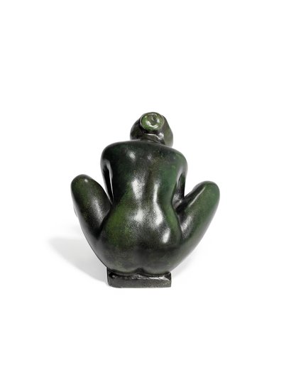 Krøjende pige, der holder en fod af Aristide Maillol