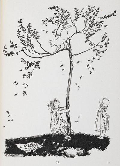 To børn forsøger at få en kat ned fra et træ. af Arthur Rackham