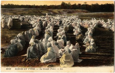 Muslimernes store bøn, Algeriet. Postkort fra Selvas samling. af Artist Unknown
