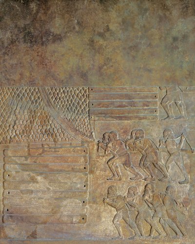 Relief, der viser oplagring af træ på kysten før transport ad søvejen, fra Sargon II