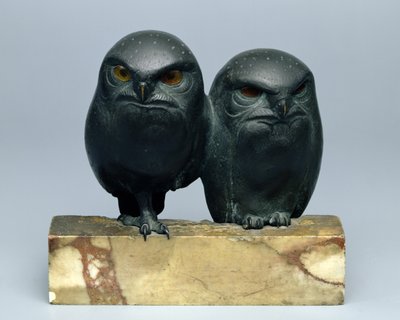 To ugler, 1903-04 (bronze og onyx) af August Gaul