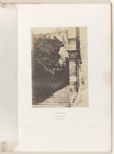 Søjle i gården til Den Hellige Gravs Kirke i Jerusalem Jerusalem. Den hellige grav. Colonne du parvis (titel på objekt) af Auguste Salzmann