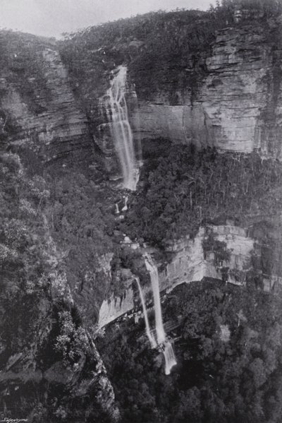 New South Wales: Wentworth Falls (s/h foto) af Australian Photographer