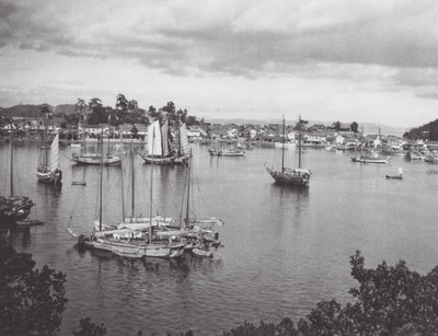 Japan: Tomo, havn ved indlandssøen (s/h-foto) af Axel von Graefe