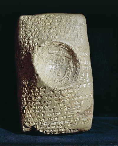 Tablet skrevet med babylonsk kileskrift, der kommer fra ruinerne af det gamle Ugarit (moderne Ras-Shamra) af Babylonian Babylonian