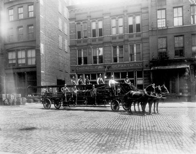 Chicago Fire Department Engine House No. 40, Chicago, Illinois, USA, ca. 1905 (s/h-billede) af Barnes and Crosby