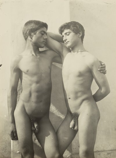 [To nøgne unge] af Baron Wilhelm von Gloeden