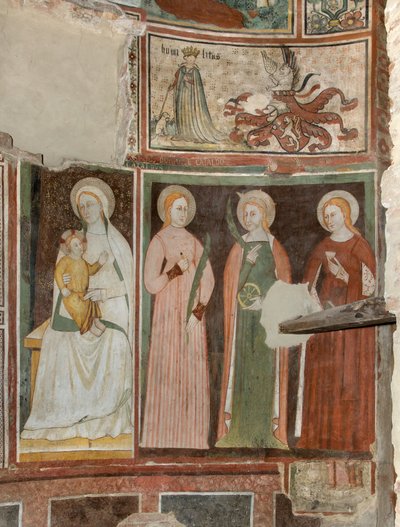 Nordlige tværskib, Ærkeenglen St. Michaels alter, bag altertavlen fresker af Boniface Bembo, Jomfru og barn Sankt Aquilina og Sankt Katarina af Alexandria, Ovenfor symbol på Umilitas af Bonifacio Bembo
