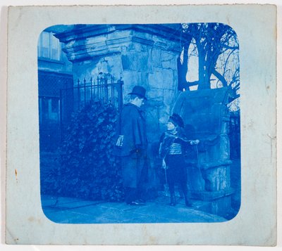 John Atkinson Grimshaw og Elaine Grimshaw ved porten til Knostrop Hall (cyanotype) af British Photographer