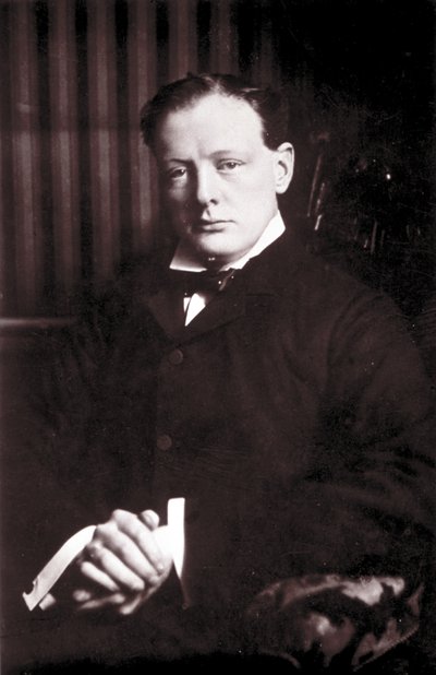 Portræt af Sir Winston Leonard Spencer Churchill (1874 - 1965), britisk politiker. af British Photographer