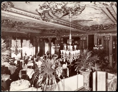En spisestue på Hotel Savoy, ca. 1895-96 (sølv gelatinetryk) af Byron Company