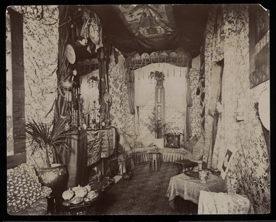 En udsmykket stue i Blakely Hall-boligen på 11 West 45th Street, New York, 1896-98 (sølv gelatinetryk) af Byron Company