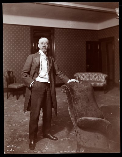 Henry Arthur Jones, 1905 (sølvgelatineprint) af Byron Company