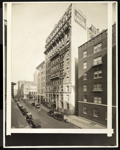 Hotel Harding på 55th Street og Broadway, New York, 1921 (sølv gelatinetryk) af Byron Company