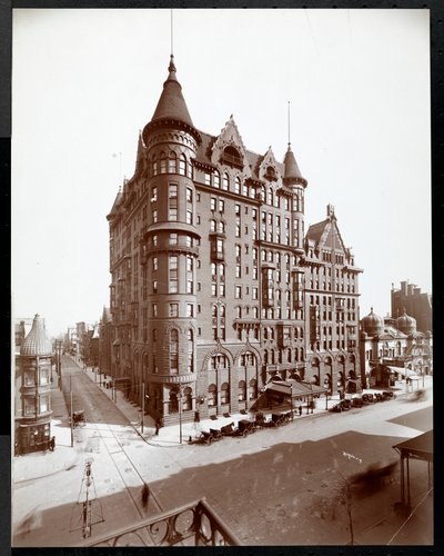 The Hotel Walton, Philadelphia, ca. 1905 (sølv gelatinetryk) af Byron Company