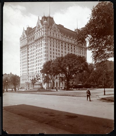 The Plaza Hotel, 5th Avenue og 59th Street, New York, 1907 (sølv gelatinetryk) af Byron Company