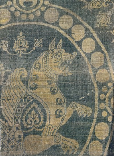Stof, der forestiller en simurgh i en perleformet ramme, fra Konstantinopel (silke) (detalje) af Byzantine School