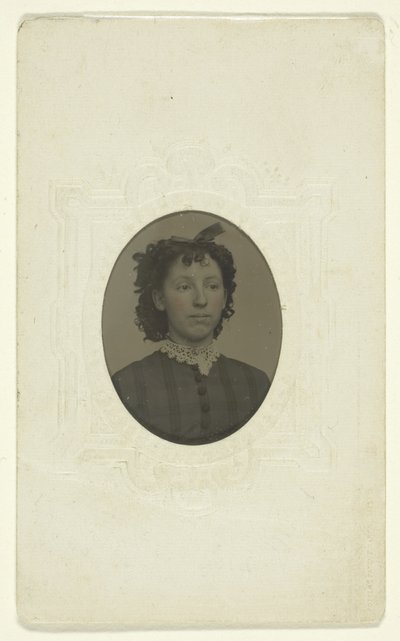 Portræt af Viola Mead af C. W. Mitchell