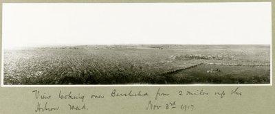 Udsigt over Beersheba fra to miles op Hebron Road, 3. november 1917 af Capt. Arthur Rhodes