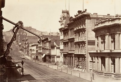 North Side of California Street, 1864, trykt ca. 1876. af Carleton Emmons Watkins