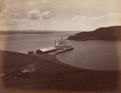 Carquennes-strædet, fra South Vallejo, 1868-69. af Carleton Emmons Watkins
