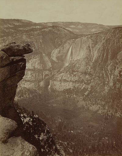 Yosemite Falls fra Glacier Point, 1865-66, trykt ca. 1875. af Carleton Emmons Watkins