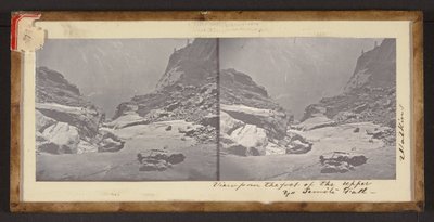 Udsigt fra foden af Upper Yo Semite Fall af Carleton Watkins