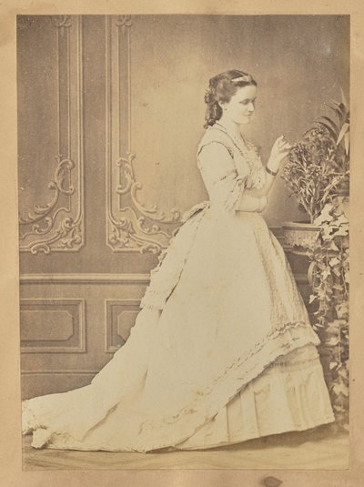[Elisabeth af Wied, dronning af Rumænien]. af Carol Szathmari