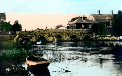 The Old Bridge, Christchurch, Dorset, 1926. af Cavenders Ltd