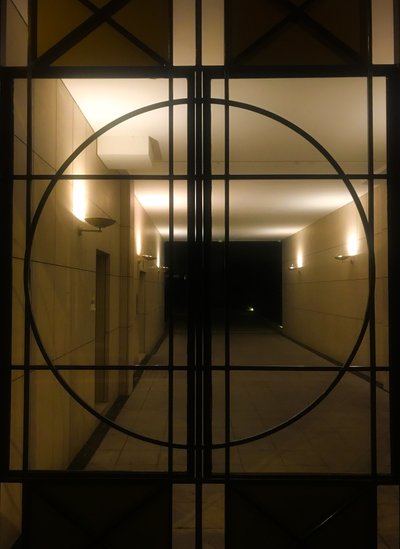 Komposition - Arkitektur - Detaljer, 2021 (foto) af Cécile Jamet