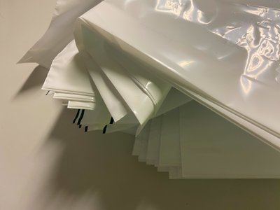 Sammensætning - Plast, 2022 (foto) af Cécile Jamet