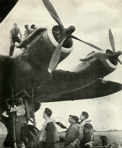 Besætninger og jordpersonale, c1943. af Cecil Beaton